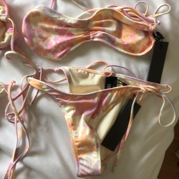 TRIANGL GRETA - SHERBET FLORAL SET + BAG NWT - Picture 9 of 11